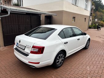 Škoda octavia 1.6tdi - 10