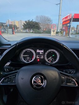 Škoda superb 2.0 tdi 4x4 dsg - 10