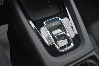 Škoda Octavia Combi 2.0 TDI SCR Sportline DSG - 10