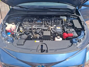 Toyota Corolla 1.8 Sport Hybrid - 10