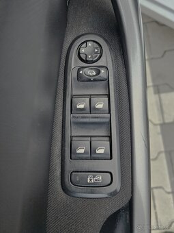 Peugeot 308sw 1.6e-hdi 2013 - 10