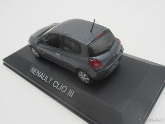 Renault Clio III, Renault R16  1/43 - 10
