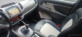 Kia sportage 1,7Crdi par.kamera.navi,vyh.sedacky - 10
