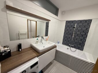 3-izbový byt s balkónom centrum Spišská Nová Ves - 10