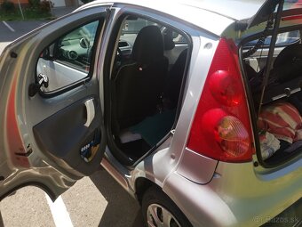 Peugeot 107 1.0i (50tis.km.) r.v.2012 - 10