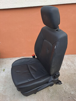 Kia ceed combi r.2009 - 1,6 nafta bez STK - 10