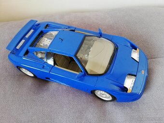 1:18 BUGATTI  EB110 1991 Bburago - 10