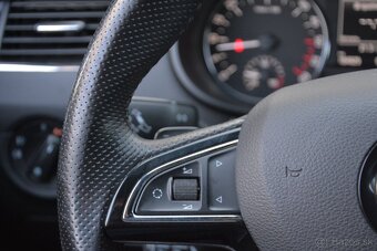 Škoda Octavia Combi 2.0TDI DSG STyle – TOP STAV - 10