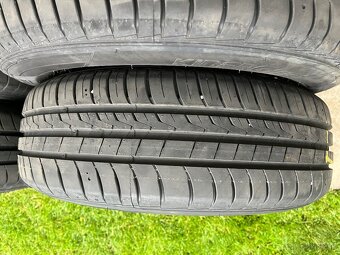 R15 letná sada VW 5x112 s pneu. 196/65 R15 - 10