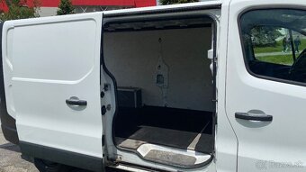 Predám Opel VIVARO - 10