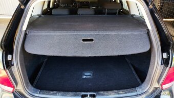 VW Golf 6; 1,6TDI; 77KW r.v. 2011 - 10