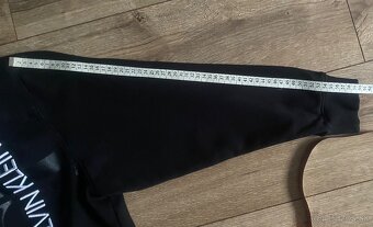 Calvin Klein crop mikina - 10