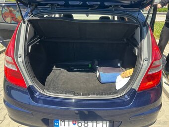 Hyundai i30 1.6 CRDi - 10