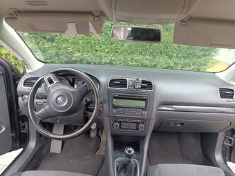 VW Golf 1.6 - 10