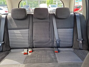 Predám Fiat Croma 1.9 16V MultiJet Dynamic 110 KW r.v.2010 - 10