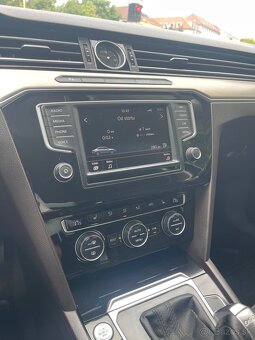 Volkswagen Passat b8 2.0 TDI 110kw R.v 2015 - 10