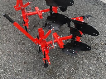 Obracecí pluh PO 230 (vr.DPH a dopravy) - 10