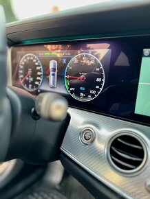 Mercedes-Benz E300de, Plug-in Hybrid Diesel, 226kw, 2019, - 10