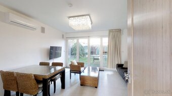 Prenájom 5i RD, záhrada, 2x PARKING, 3x kúpeľňa, Jurská ul. - 10