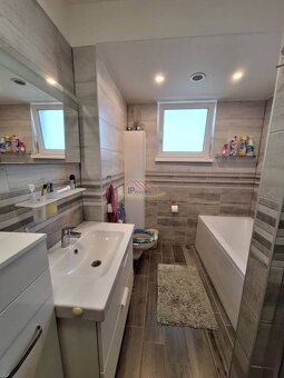 Prenájom novostavby 4i bungalovu s dvojgarážou - 10