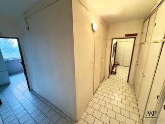NA PREDAJ 3 IZB. BYT S LOGGIOU, 76M2, ROBOTNÍCKA UL., SENICA - 10