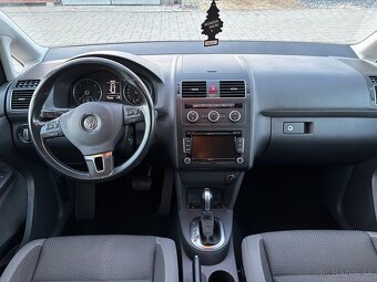 VW Touran 2.0 TDi DSG - 10