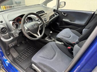 HONDA JAZZ 1,2 i-VTEC, BENZÍN, MANUÁL, 2/2011, 165 212 KM - 10
