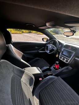 Volkswagen Scirocco 1.4tsi 118kw - 10