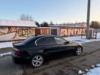 BMW 330i e90 2006 - 10
