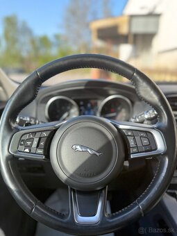 Jaguar F-Pace 2.0D I4 180k AWD A/T - 10