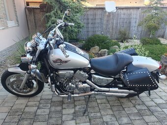 HONDA VF 750c - 10