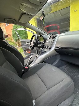 Toyota Auris 1.4 VVT-i, benzín, - 10