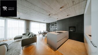 NAJLUXUSNEJŠÍ BYT V TRNAVE s panoramatickým výhľadom na his - 10