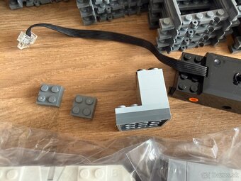 LEGO City 60052 Nákladní vlak (ovl. Powered Up) - JAKO NOVÉ - 10