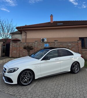 Mercedes c63 - 10