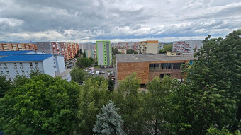 2-izb. byt v bytovom dome na ulici Z. Nejedlého v Leviciach - 10