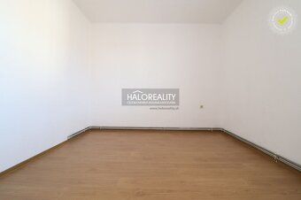 HALO reality - Prenájom, trojizbový byt Nové Zámky, zrekonšt - 10