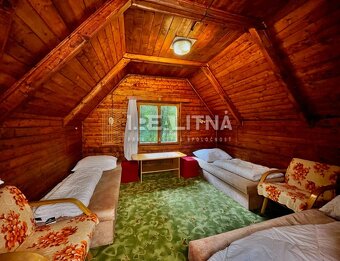 REKREAČNÁ CHATA V LESE NA KOVÁČOVEJ, 339 M2 - 10