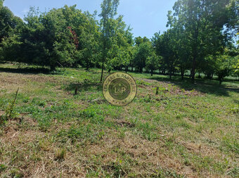 Pozemok na výstavbu RD v obci Čeľadice 3486m2 - 10