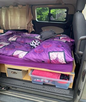 Ford TOURNEO CUSTOM - 10