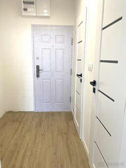 PREDAJ KOMPLETNE PREROBENÝ BYT LOGGIA BA III VAJNORY - 10