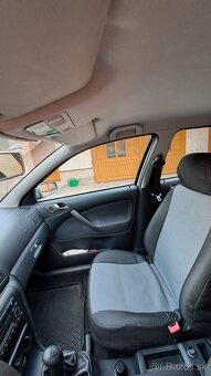 škoda octavia tour 1.6 Benzin (2009) - 10