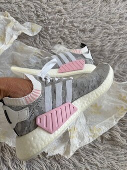 Adidas NMD R2 PKW tenisky - 10