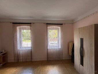 MAĎARSKO - MESZES - 4 IZBOVÝ ZREK. RD - 10