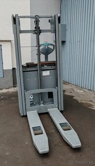 Elektricky paletovy vozik Jungheinrich EJC 212 Li-on (Nova) - 10