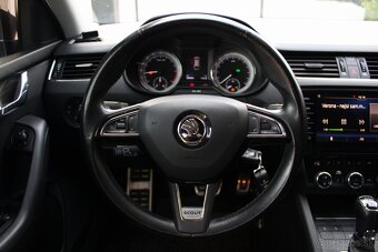 Škoda Octavia Combi 2.0 TDI Scout DSG 4x4 - 10
