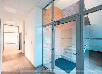 Nové obchodné a kancelárske priestory so showroomom - 10