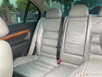 Superb 1 edition 100 2.0 103 kw - 10