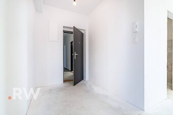 SKOLAUDOVANÉ - 4izb. BYT + TERASA - 120m2 a viac - REZIDENCI - 10