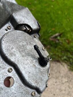 Peugeot 306 motorček zadného stierača - 10